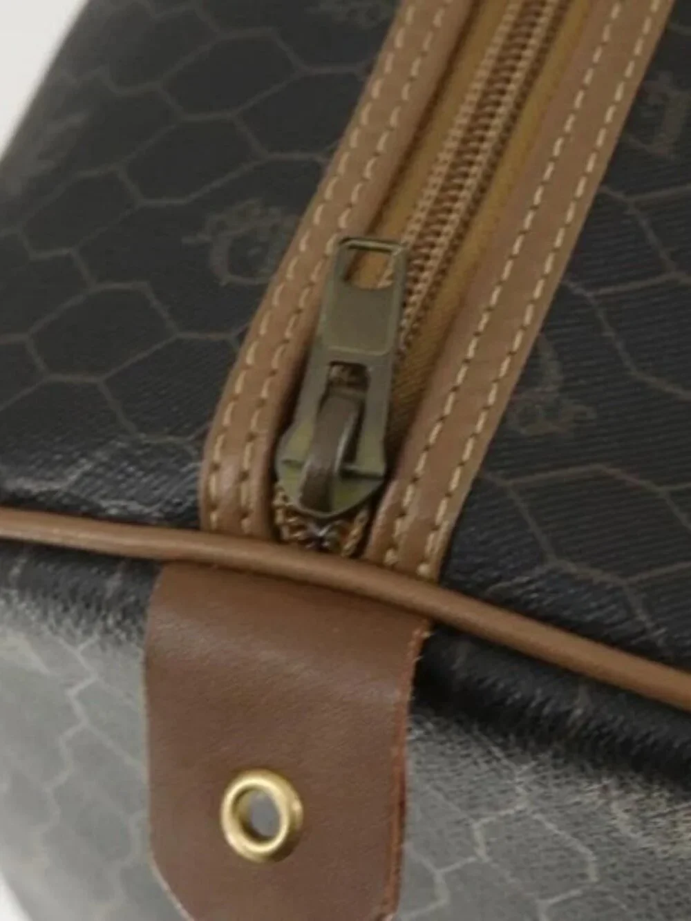 Christian Dior Honeycomb Canvas Boston Bag PVC Black Gold Auth ep12688 - Picture 11 of 16